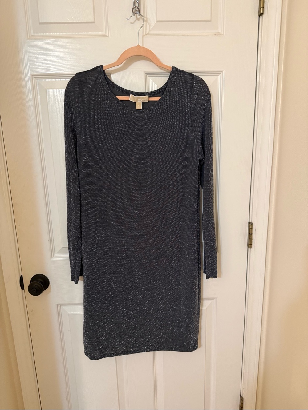 Long Sleeve Metallic Knit Shift Dress -gray